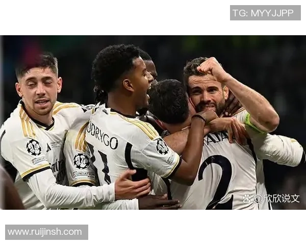 四大足球巨星竞技风采汇聚图展现世界足坛巅峰对决