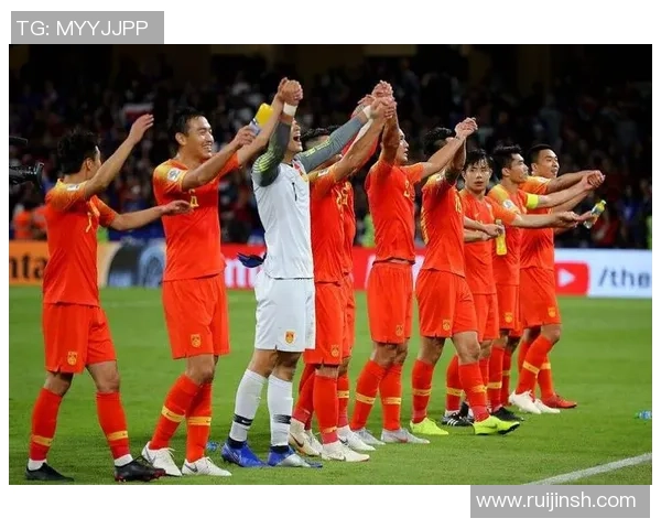 中国唯一足球明星:从草根到巅峰的传奇人生与背后的奋斗故事 中国唯一足球明星:从草根到巅峰的传奇人生与背后的奋斗故事