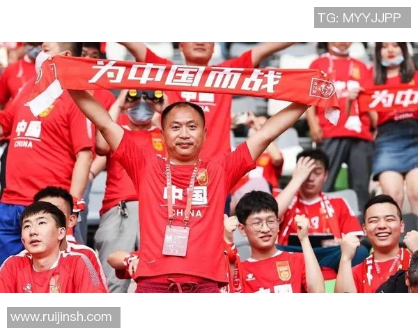 告别国家队的足球巨星们:他们的离去意味着时代的终结与新篇章的开启 告别国家队的足球巨星们:他们的离去意味着时代的终结与新篇章的开启